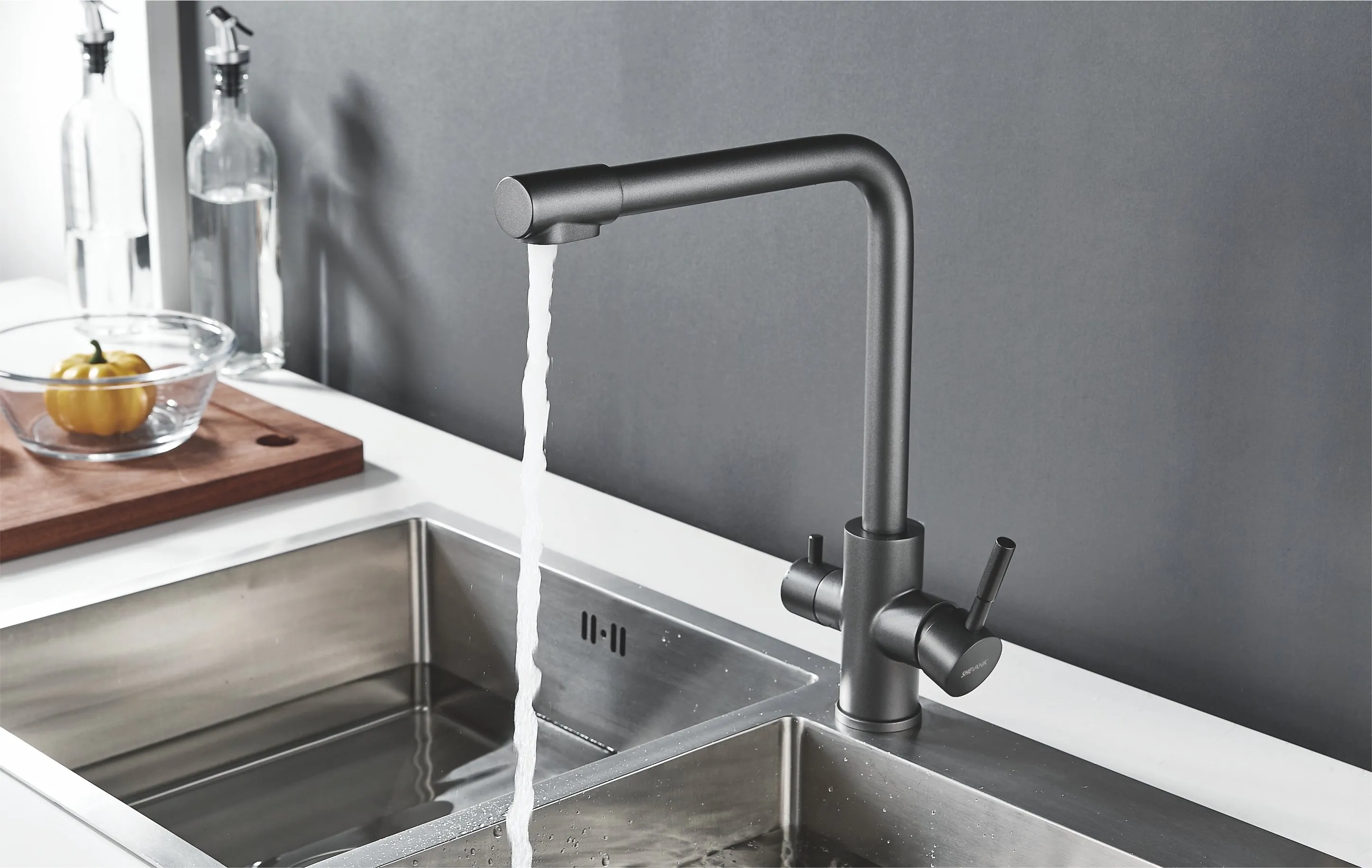 Смеситель для кухни с подключением фильтра Shevanik S868T, оружейная сталь