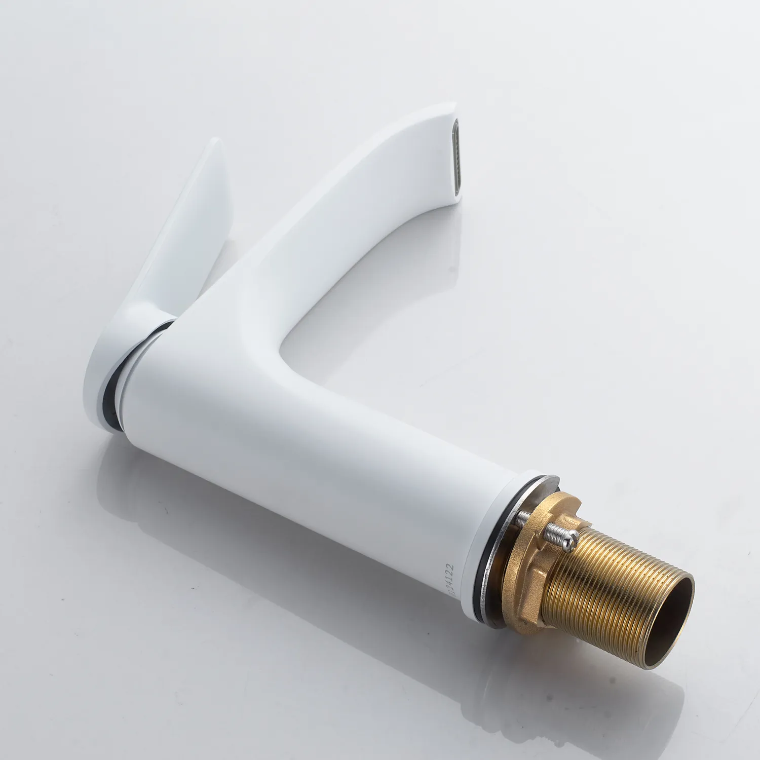 Смеситель для раковины Shevanik S4101C, белый