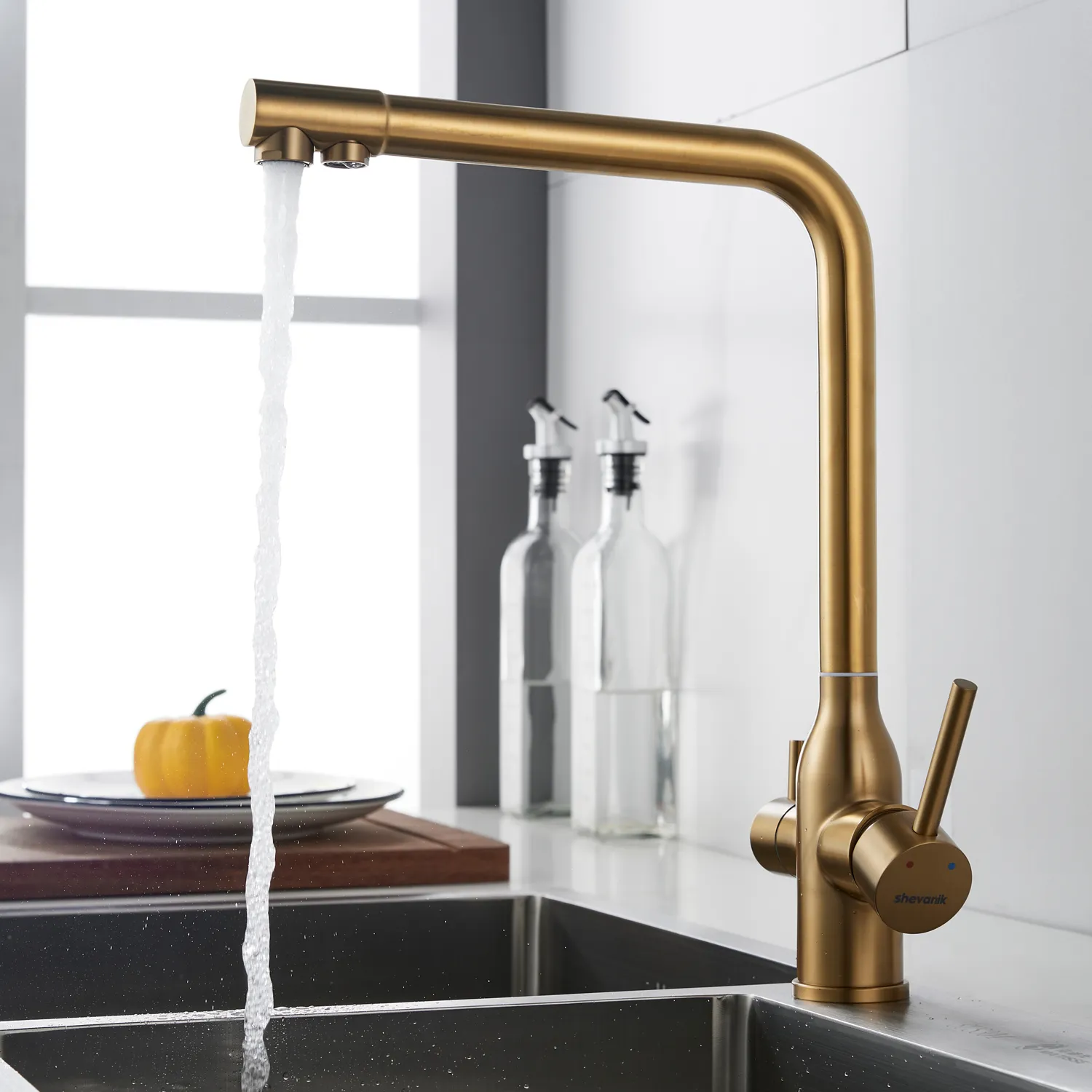 Смеситель для кухни с подключением фильтра Shevanik S248G, золотой сатин