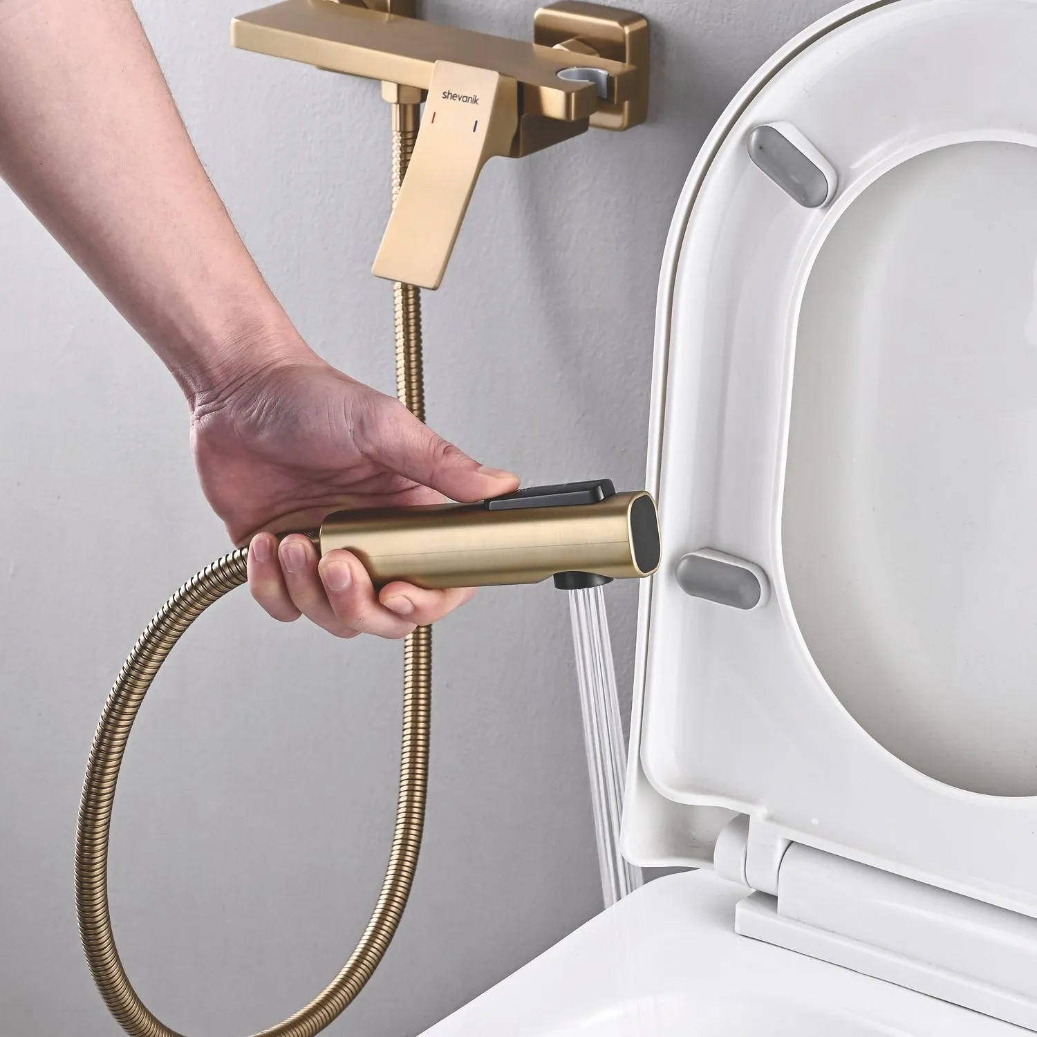 Гигиенический душ со смесителем Shevanik S6105G-1, золотой сатин