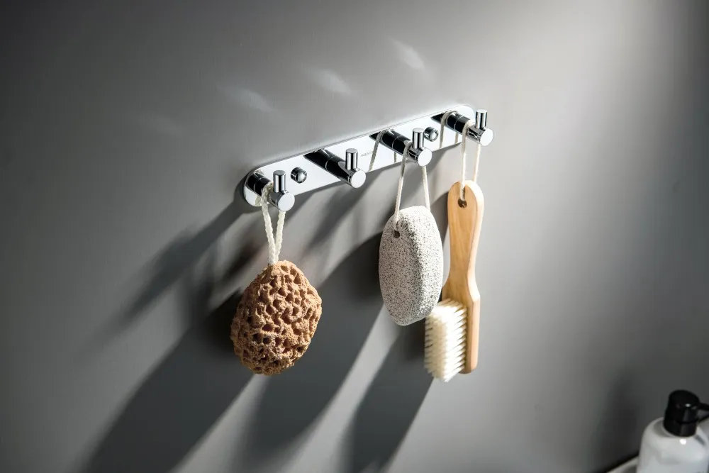 AQ4123CR ЕВРОПА планка с 4 крючками
