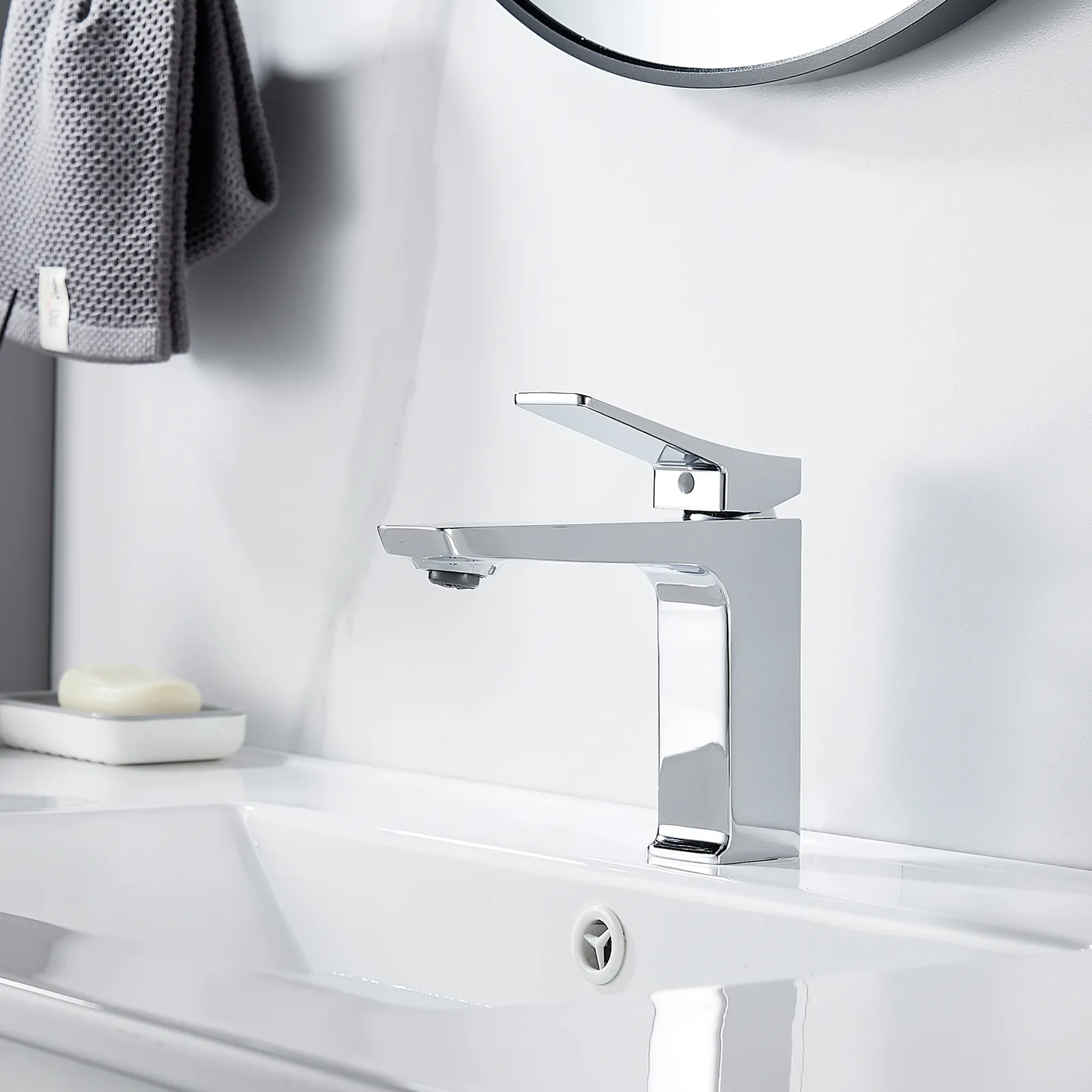 Смеситель для раковины Shevanik S4401, хром