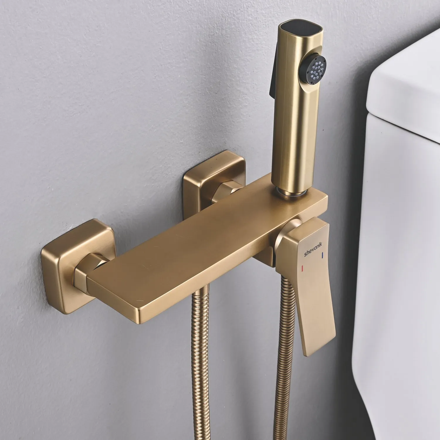 Гигиенический душ со смесителем Shevanik S6105G-1, золотой сатин