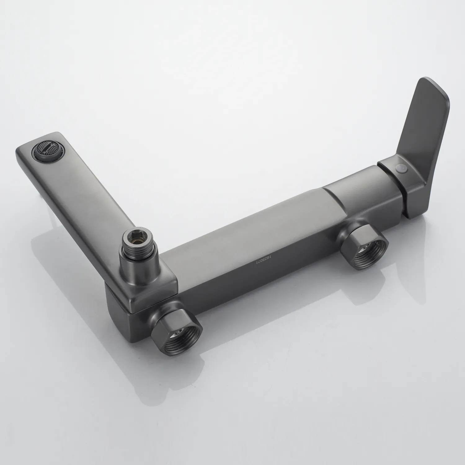 Смеситель для ванны Shevanik S9952T, оружейная сталь