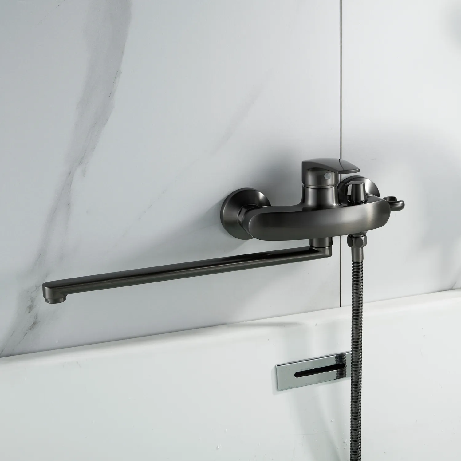 Смеситель для ванны Shevanik S5072T, оружейная сталь