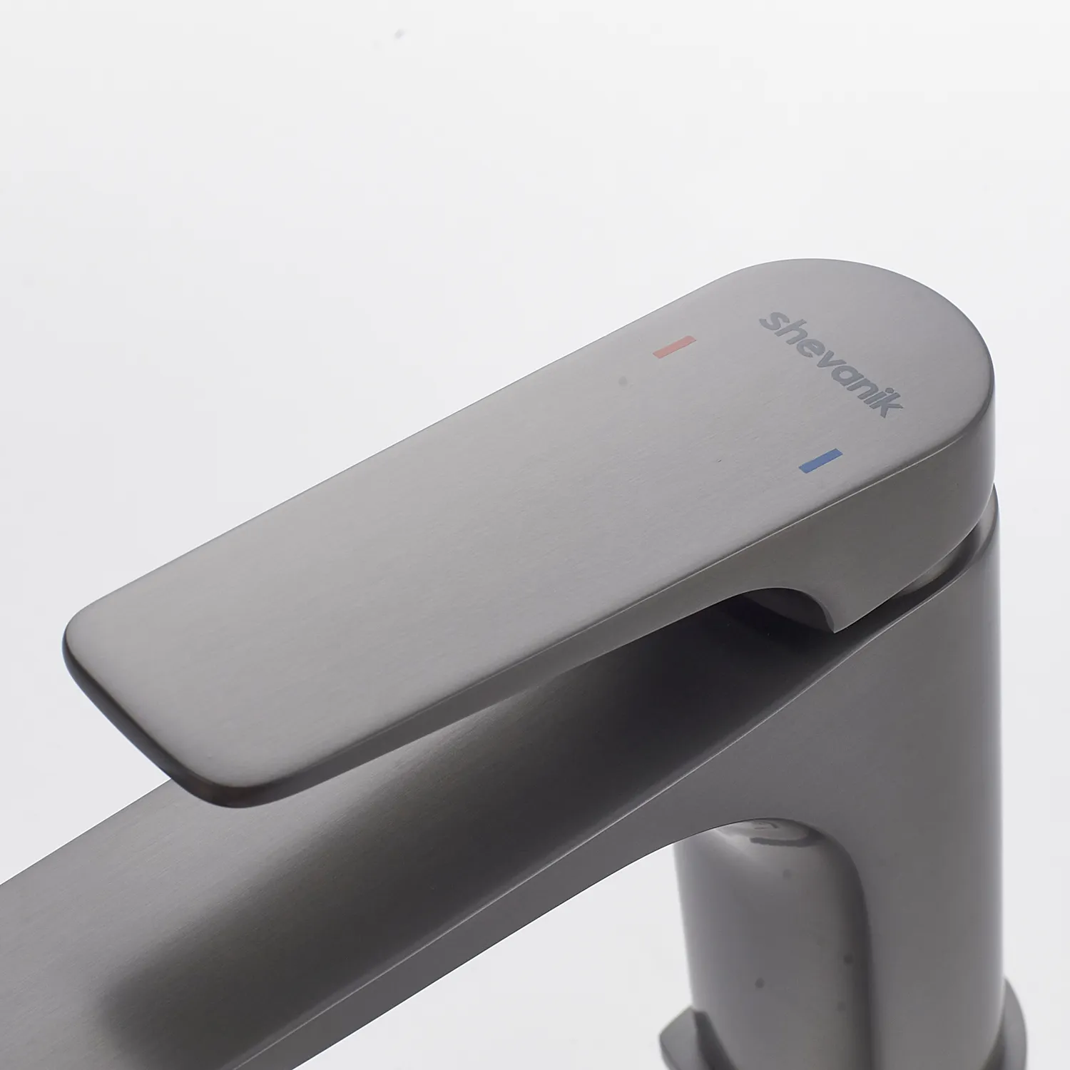 Смеситель для раковины Shevanik S4201T, оружейная сталь