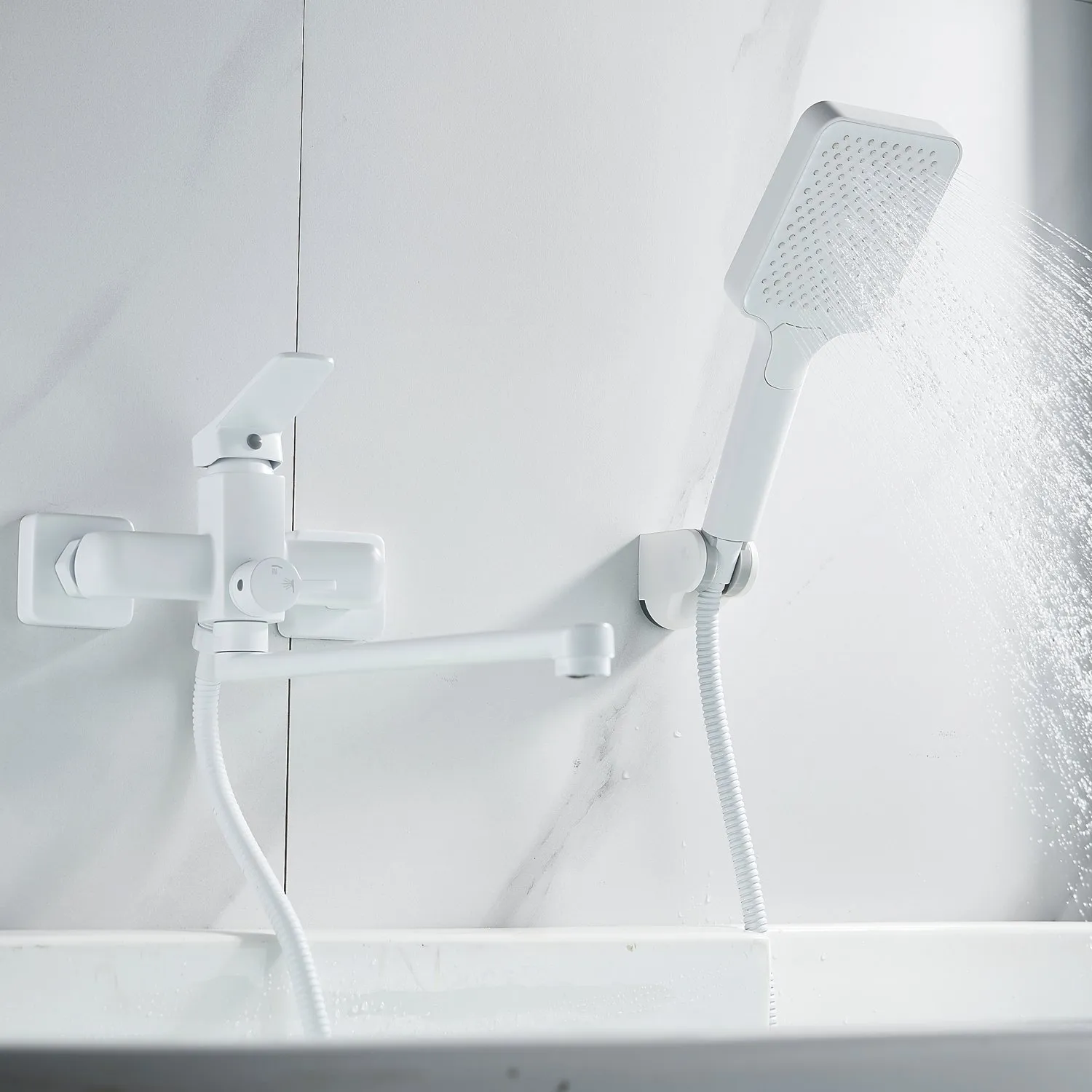 Смеситель для ванны Shevanik S9922C, белый