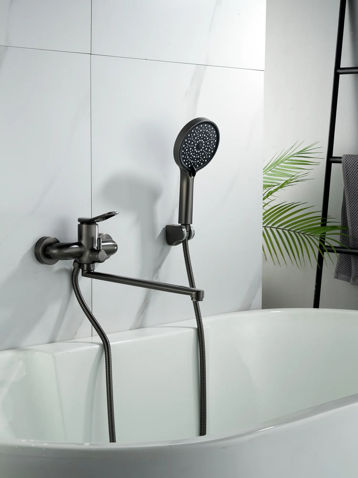 Смеситель для ванны Shevanik S4722T, оружейная сталь