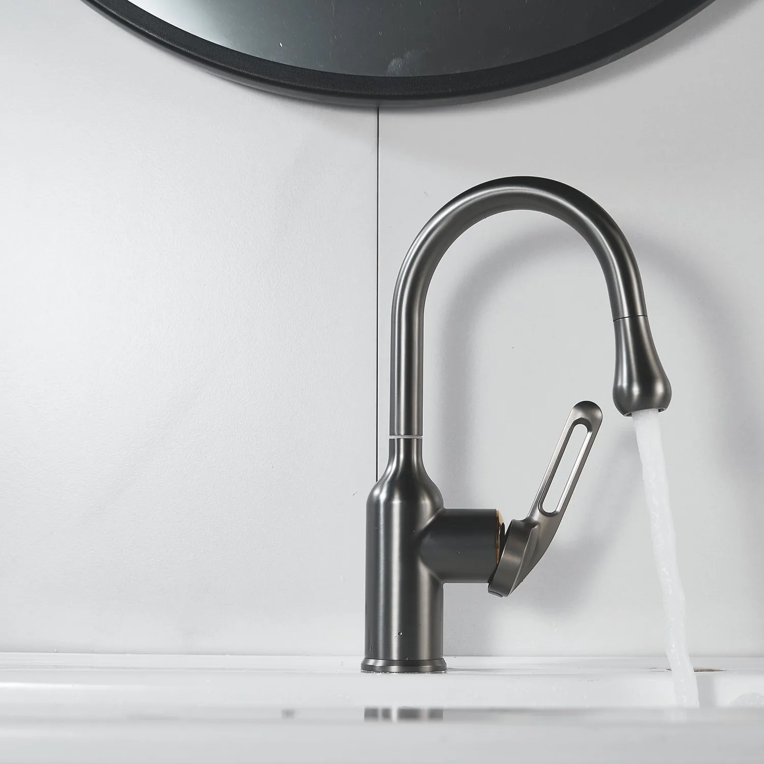 Смеситель для раковины Raffine F101T, оружейная сталь