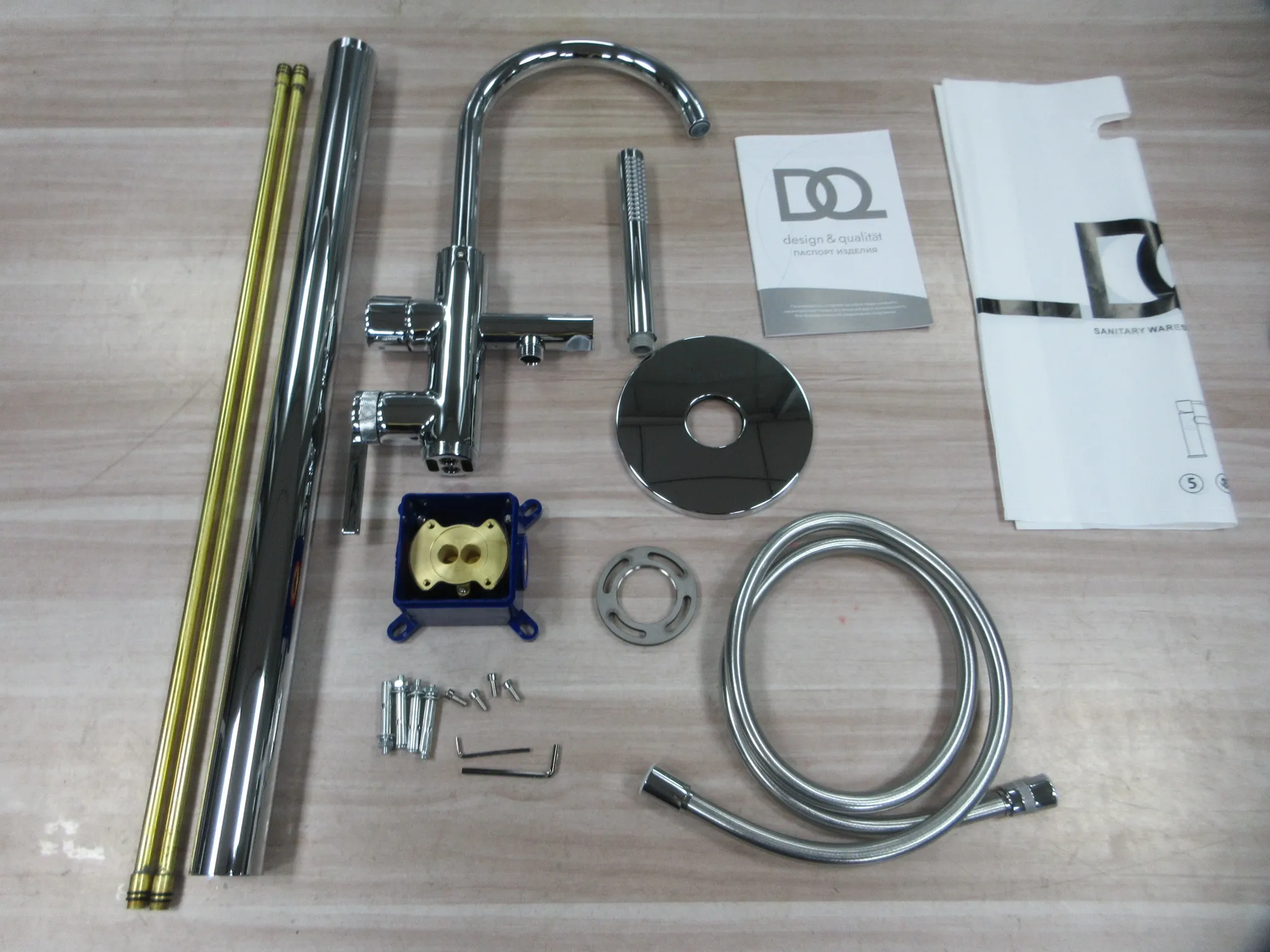 Напольный смеситель для ванны с душем DQ Bonn хром (DA1706001)