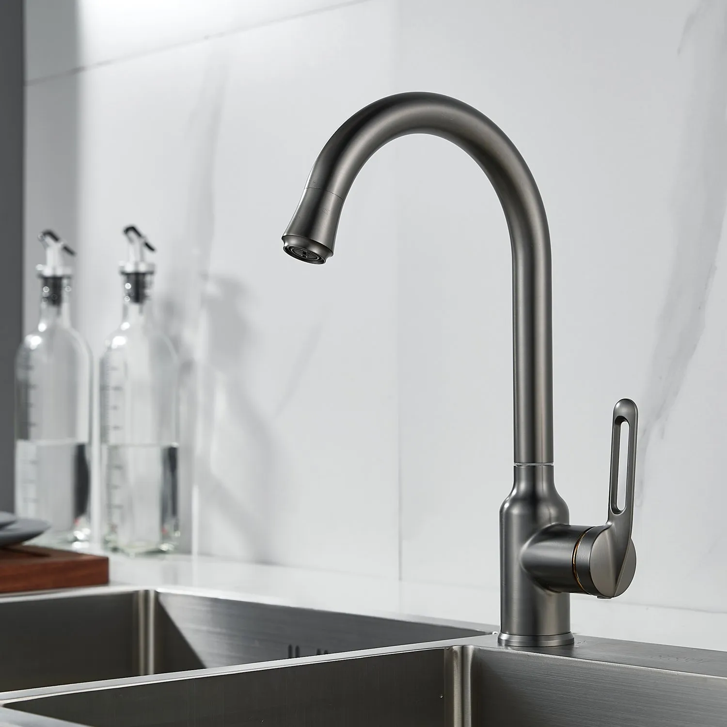 Смеситель для кухни Raffine F103T, оружейная сталь