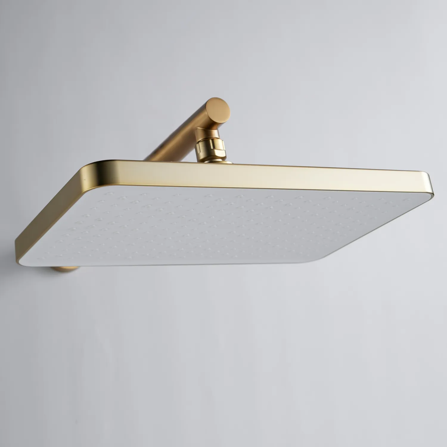 Душевая система встраиваемая Shevanik S9935G, золотой сатин