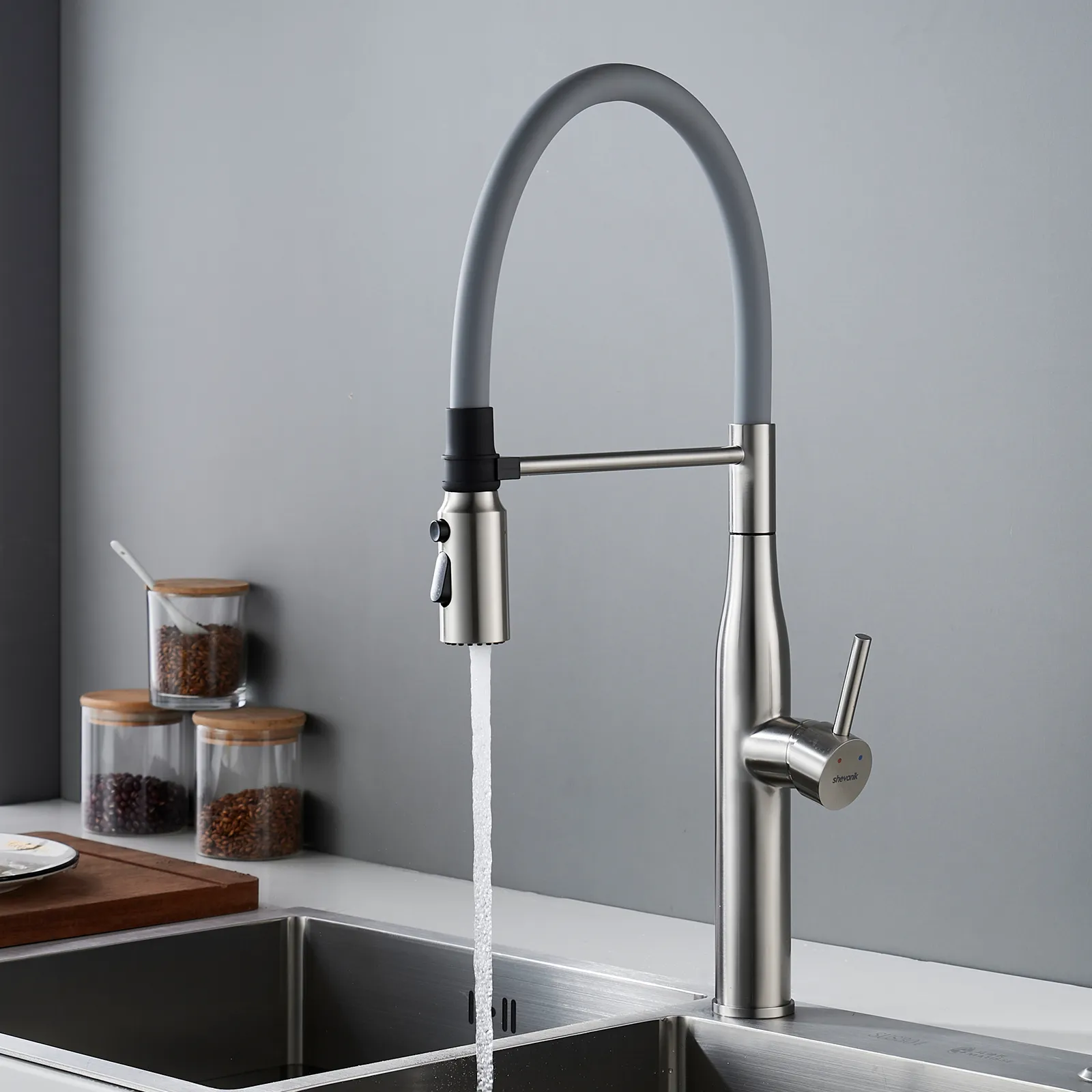 Смеситель для кухни с гибким изливом и режимом "душ" Shevanik S123L-9, сатин