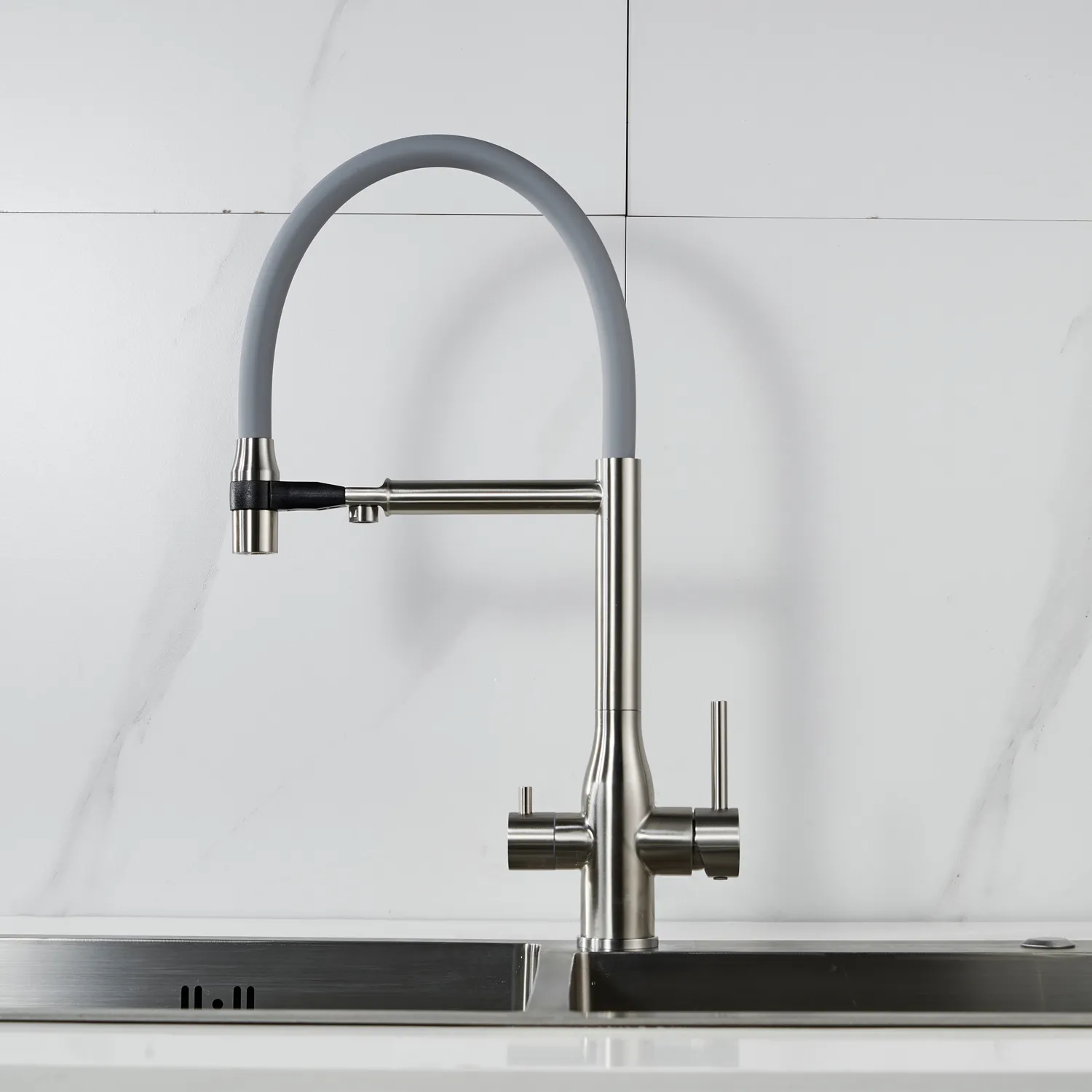 Смеситель для кухни с гибким изливом и подключением фильтра Shevanik S378L, сатин