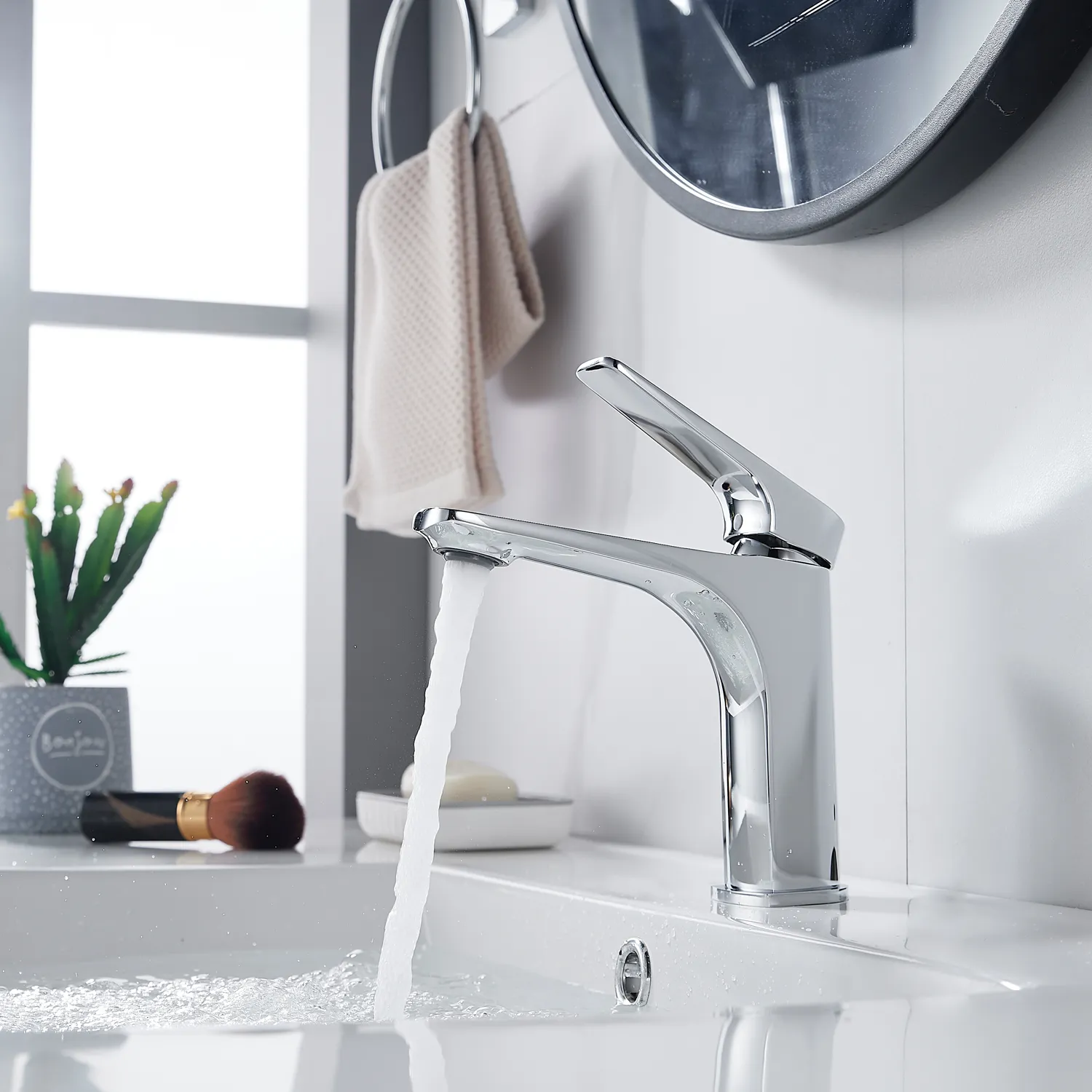 Смеситель для раковины Shevanik S4201, хром