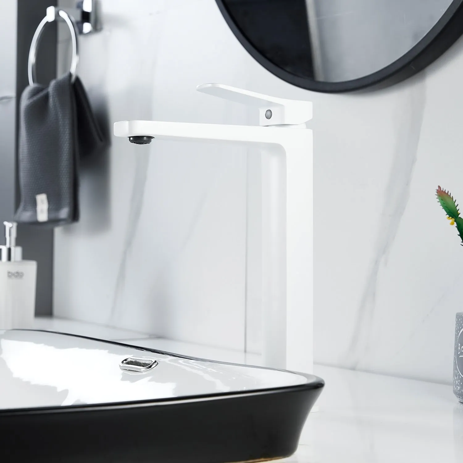 Смеситель для раковины высокий  Raffine F1199C, белый