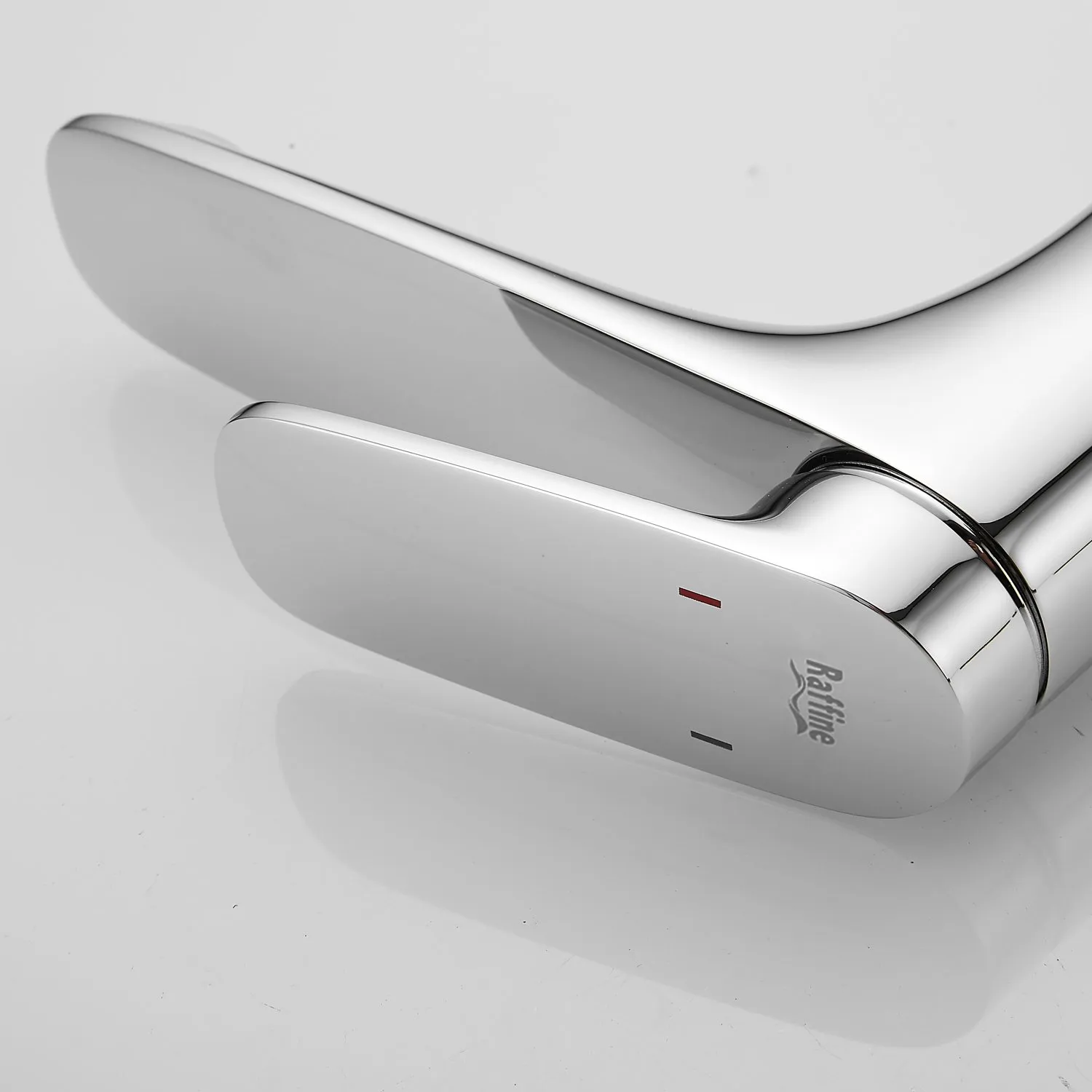 Смеситель для раковины Raffine F0185, хром