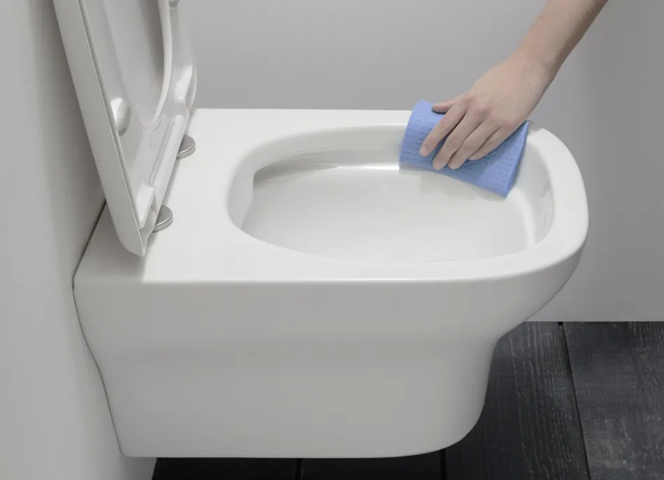 Комплект унитаз с инсталляцией, кнопкой хром и сиденьем Jacob Delafon Vox (E21746RU-00)