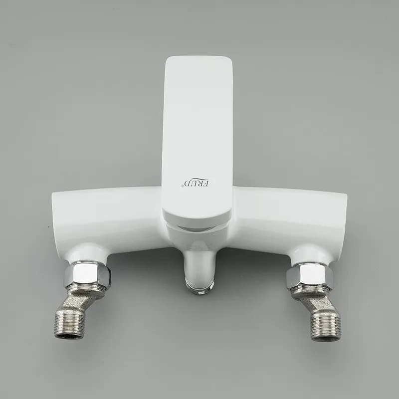 Смеситель для ванны FRUD R22153, белый