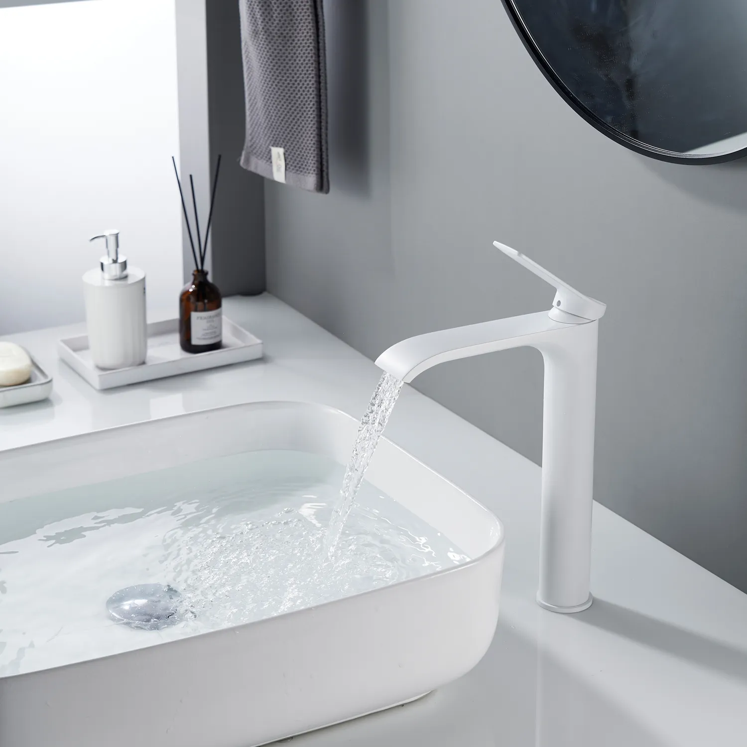 Смеситель для раковины высокий Shevanik S4111C, белый