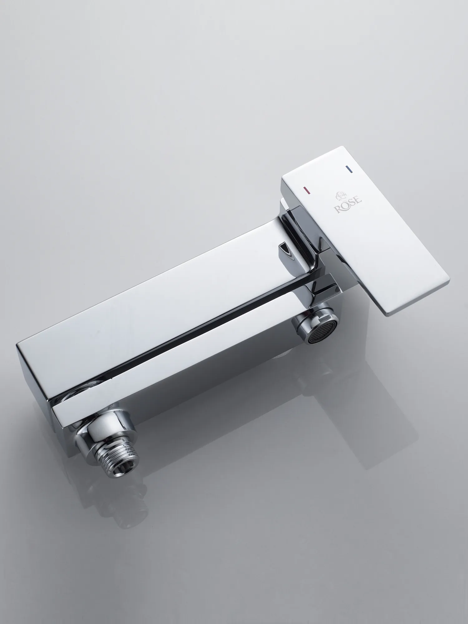 Смеситель для ванны Rose R2802, хром