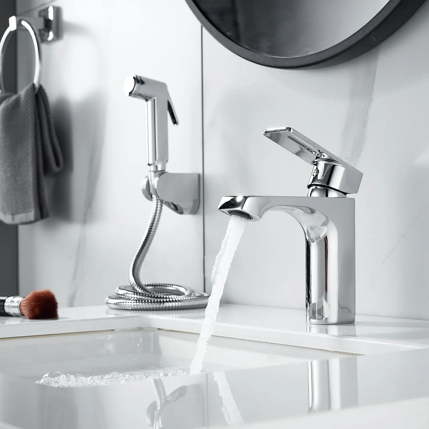 Смеситель для раковины с гигиеническим душем Raffine F171, хром