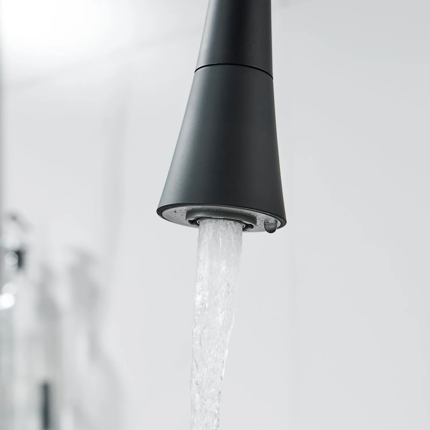 Смеситель для кухни с гибким изливом Shevanik S543H-3, черный