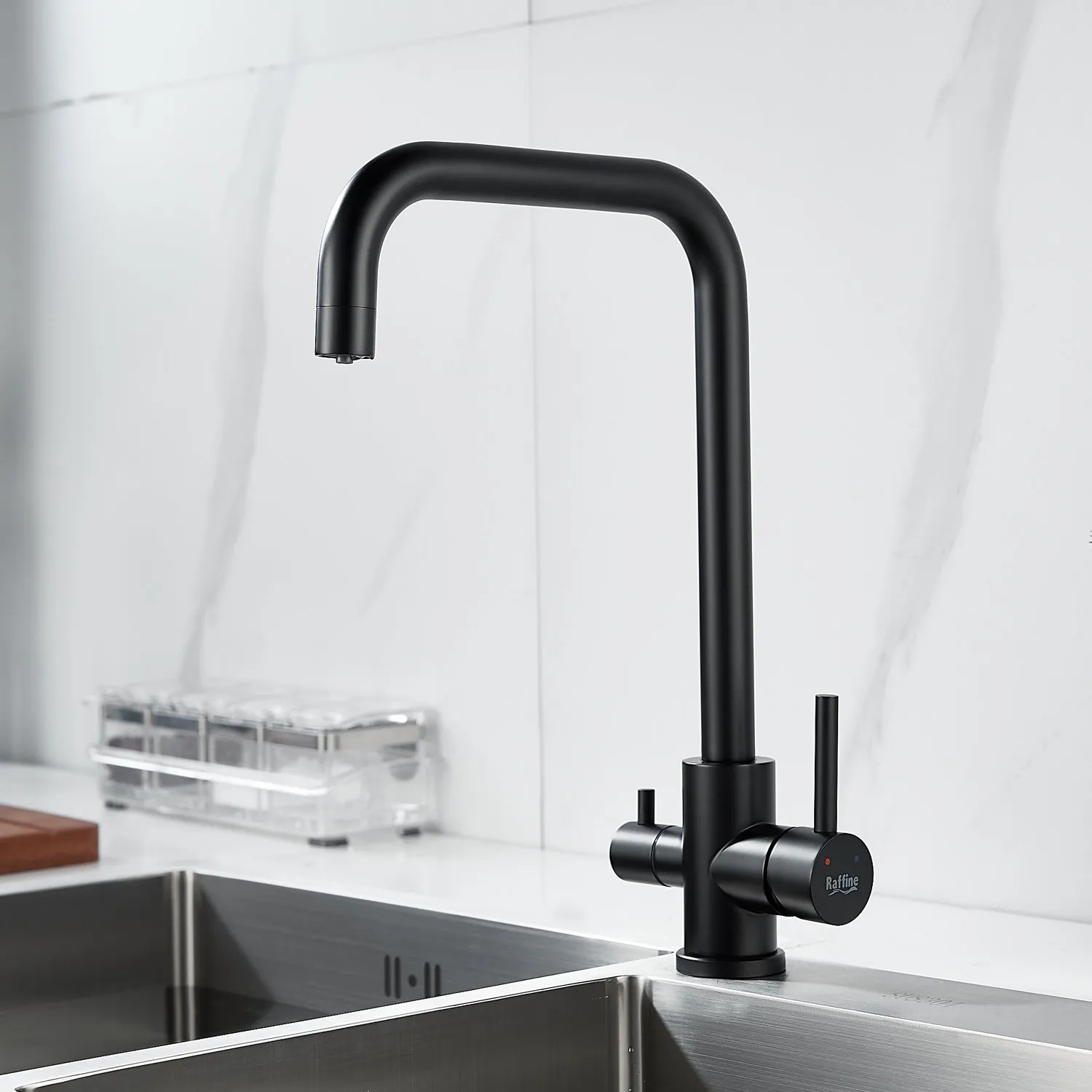 Смеситель для кухни с подключением фильтра воды Raffine F118H, черный