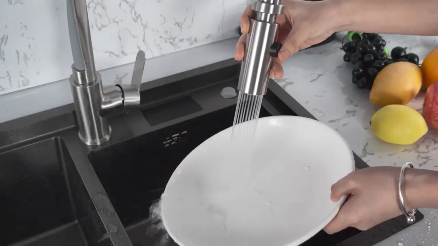 Смеситель для кухни FASHUN с фиксатором излива, сатин/серый (A54012N-12)