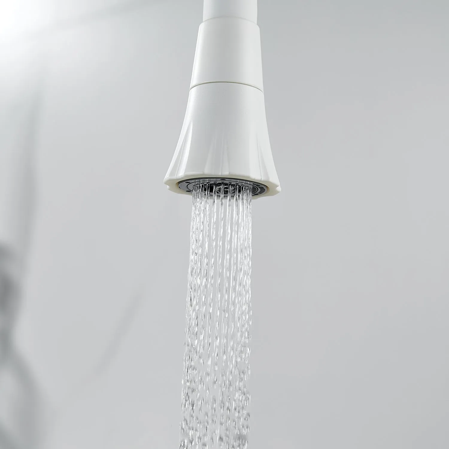 Смеситель для кухни с гибким изливом Raffine F303C-1, белый