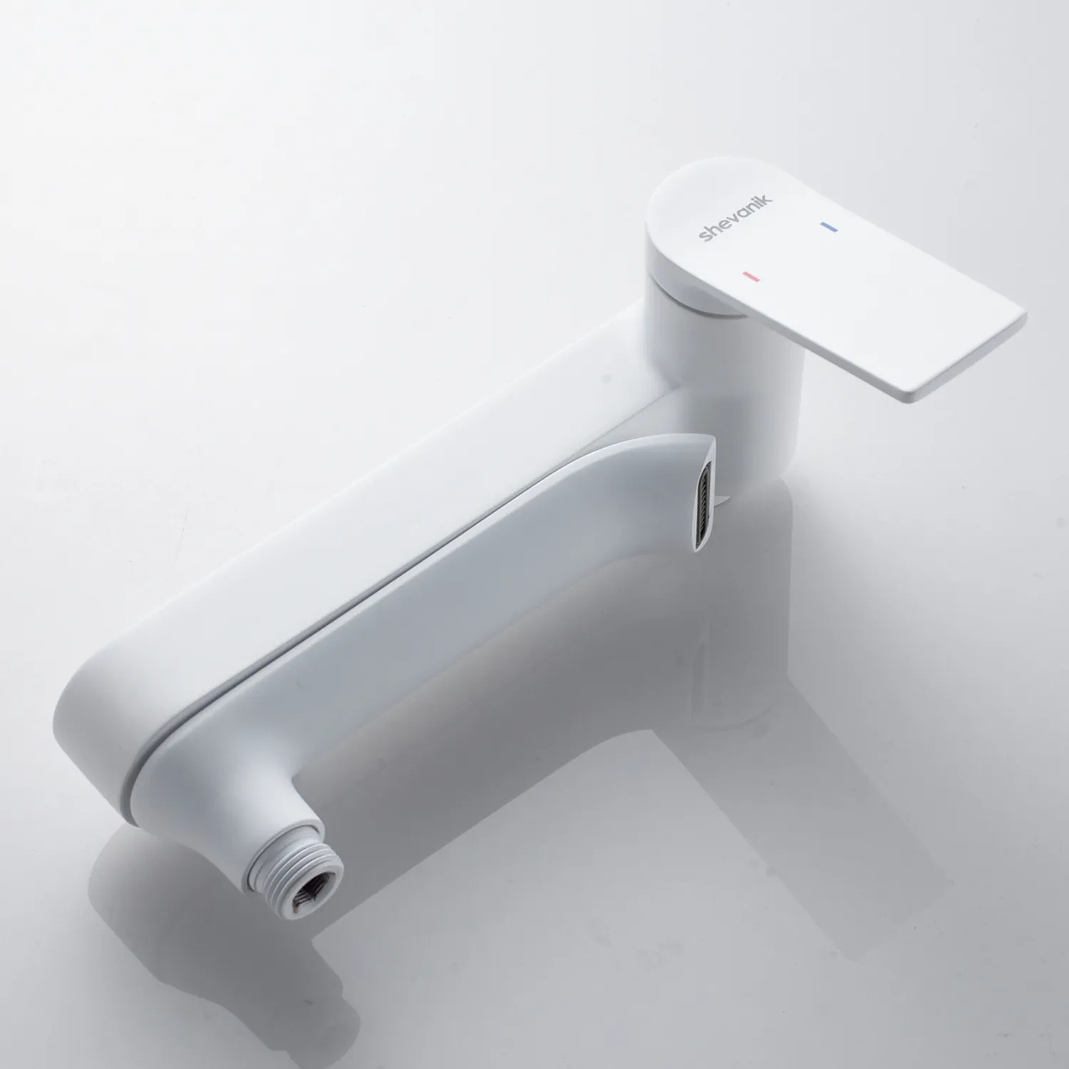 Смеситель для ванны Shevanik S4102C, белый