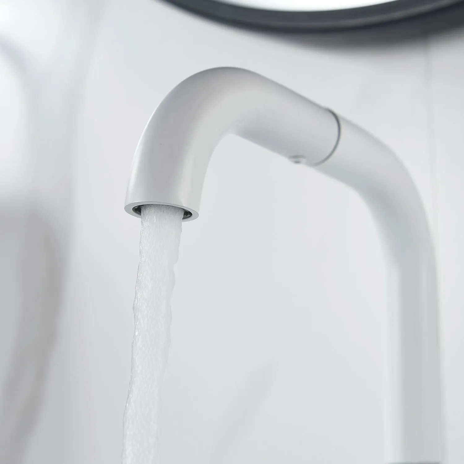 Смеситель для раковины Raffine F201C, белый