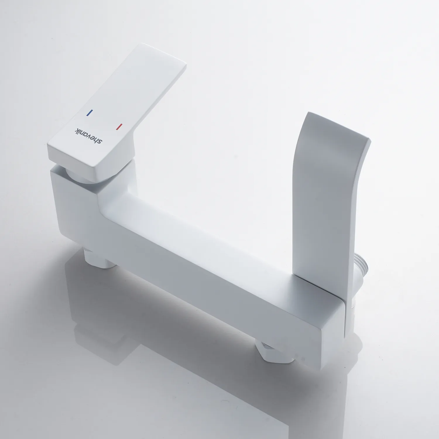 Смеситель для ванны Shevanik S4002C, белый