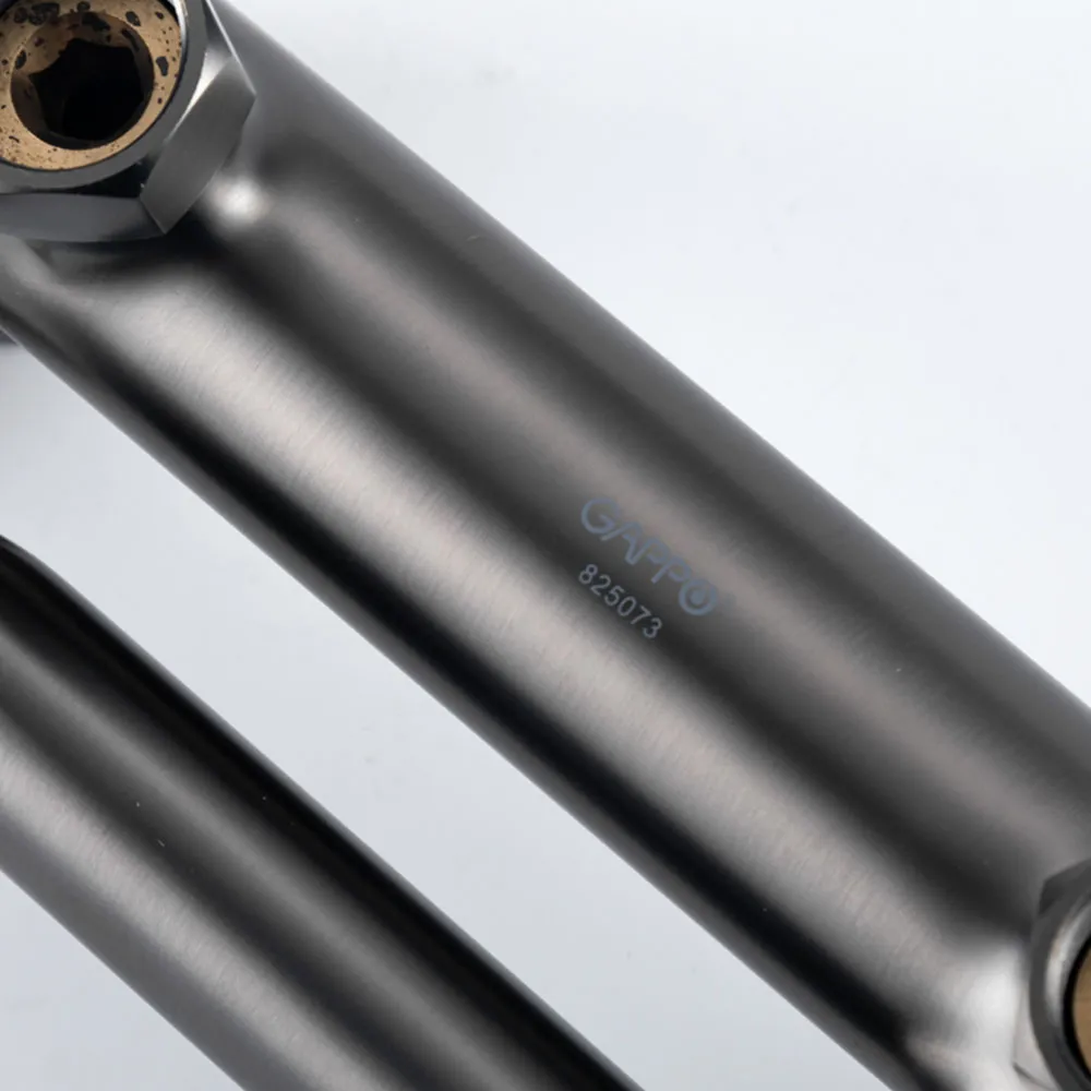 Смеситель для ванны GAPPO G3206-9, оружейная сталь