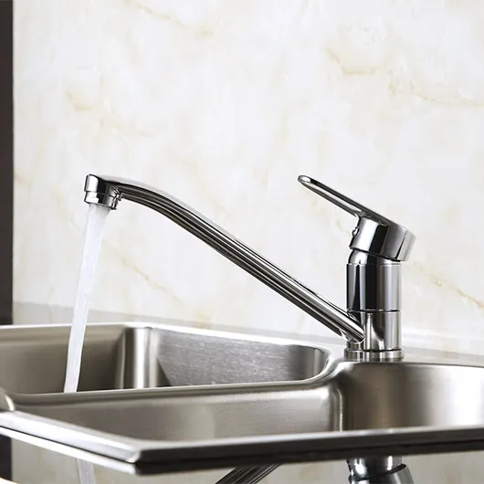 Смеситель для кухонной мойки Lemark Point (LM0304C)