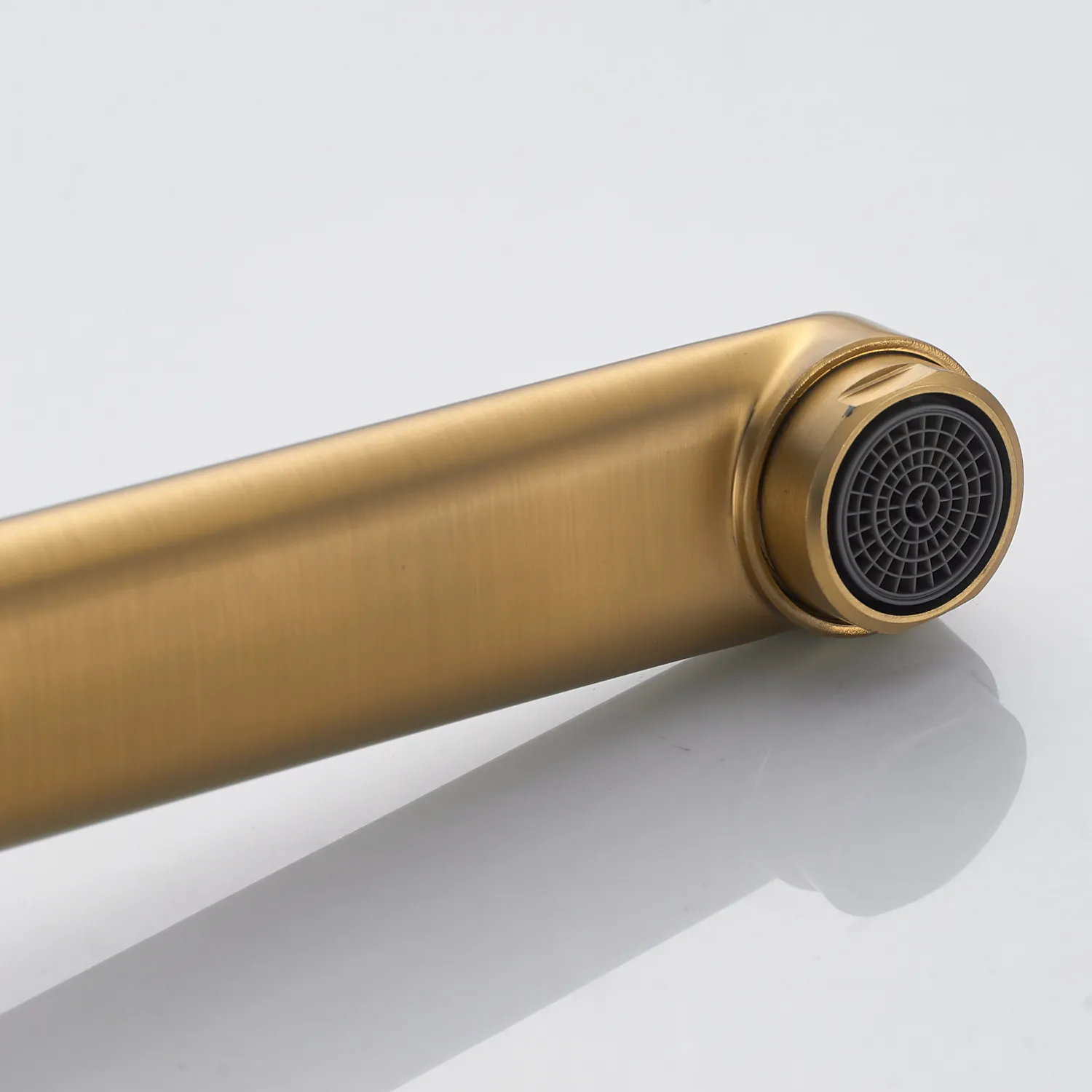 Смеситель для ванны Shevanik S4322G, золотой сатин