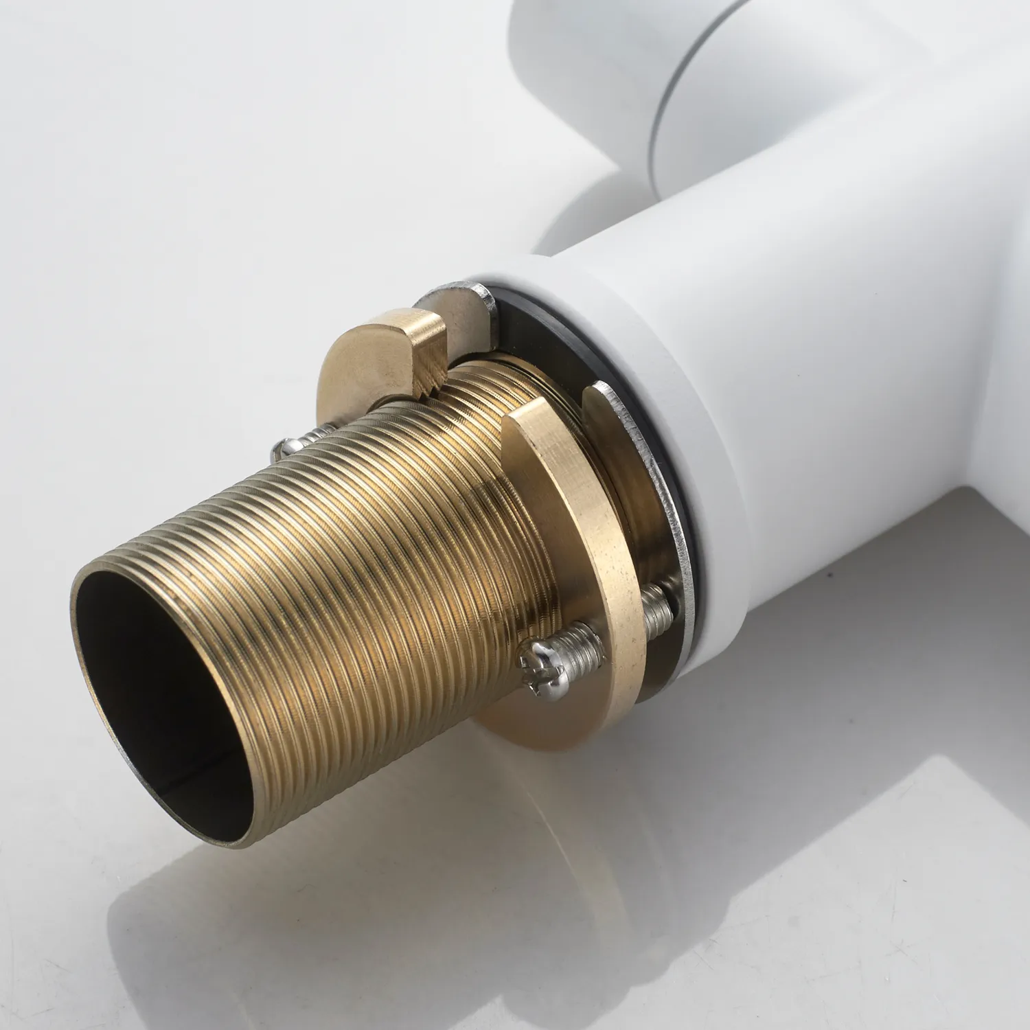 Смеситель для кухни с гибким изливом и подключением фильтра Shevanik S378C, белый