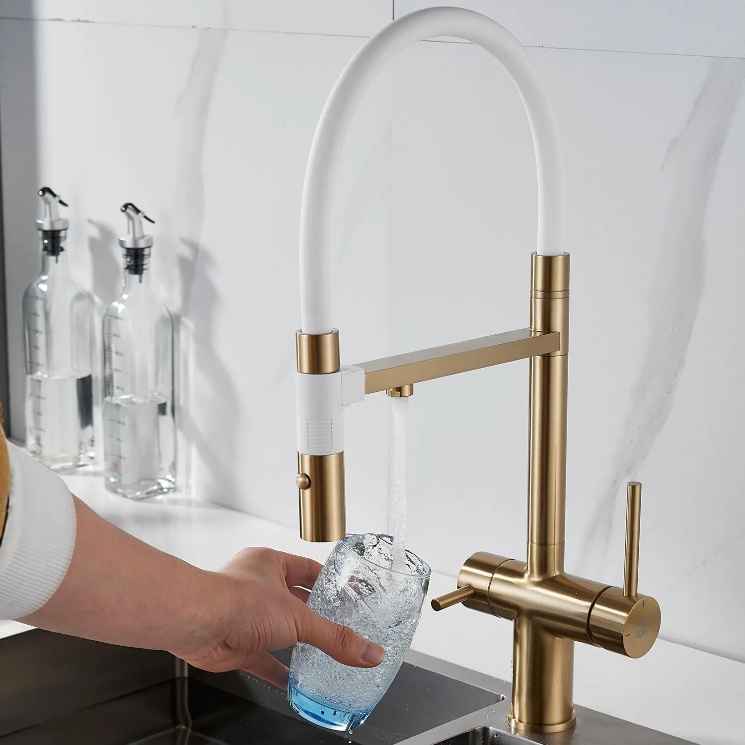 Смеситель для кухни Rose R958G, золотой сатин