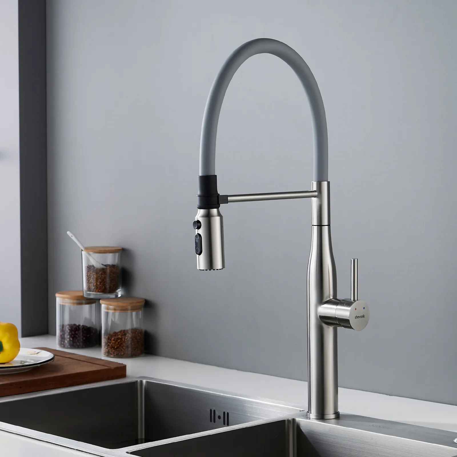 Смеситель для кухни с гибким изливом и режимом "душ" Shevanik S123L-9, сатин