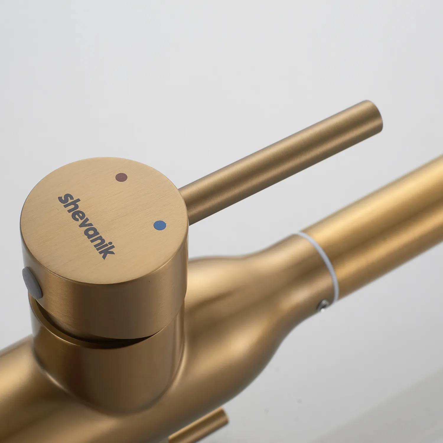 Смеситель для кухни с подключением фильтра Shevanik S248G, золотой сатин