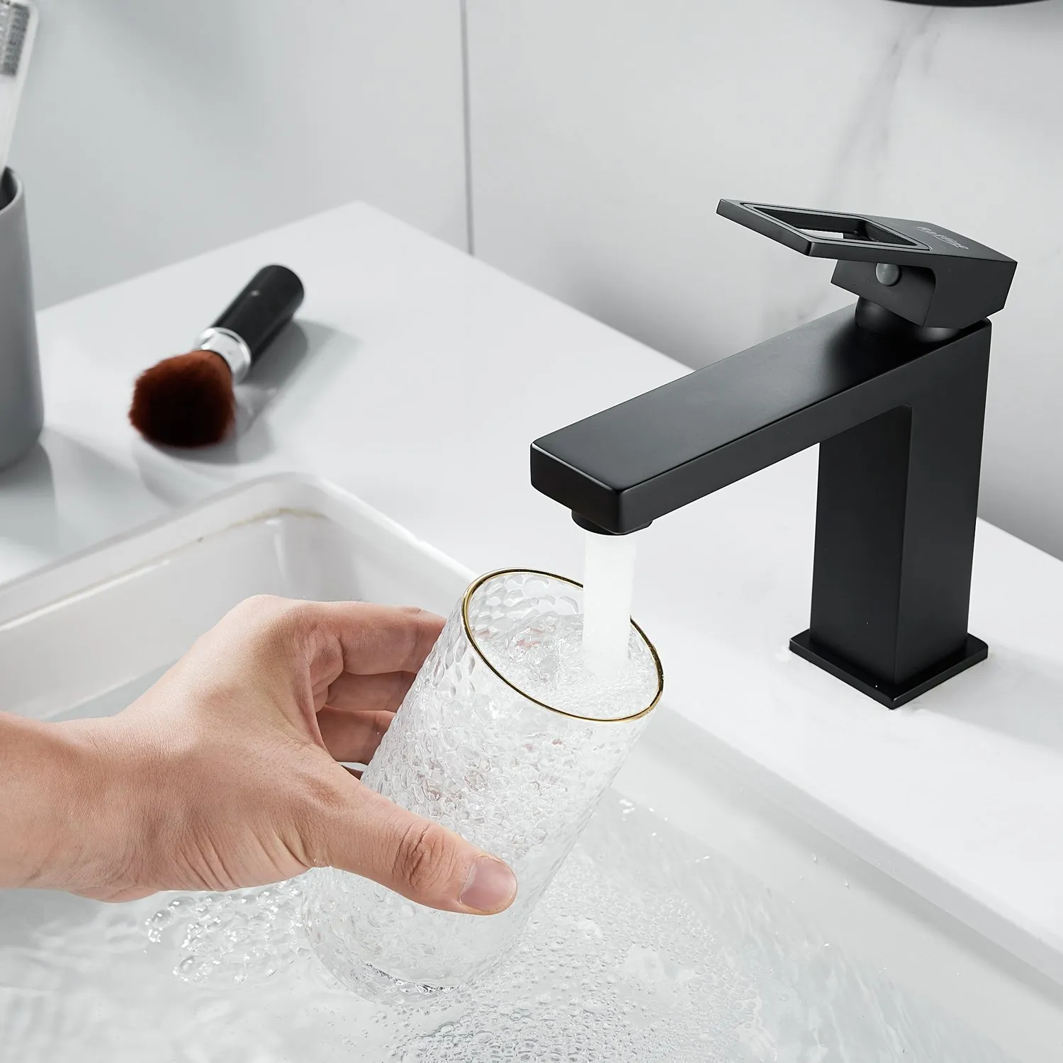 Смеситель для раковины Raffine F0196H, черный