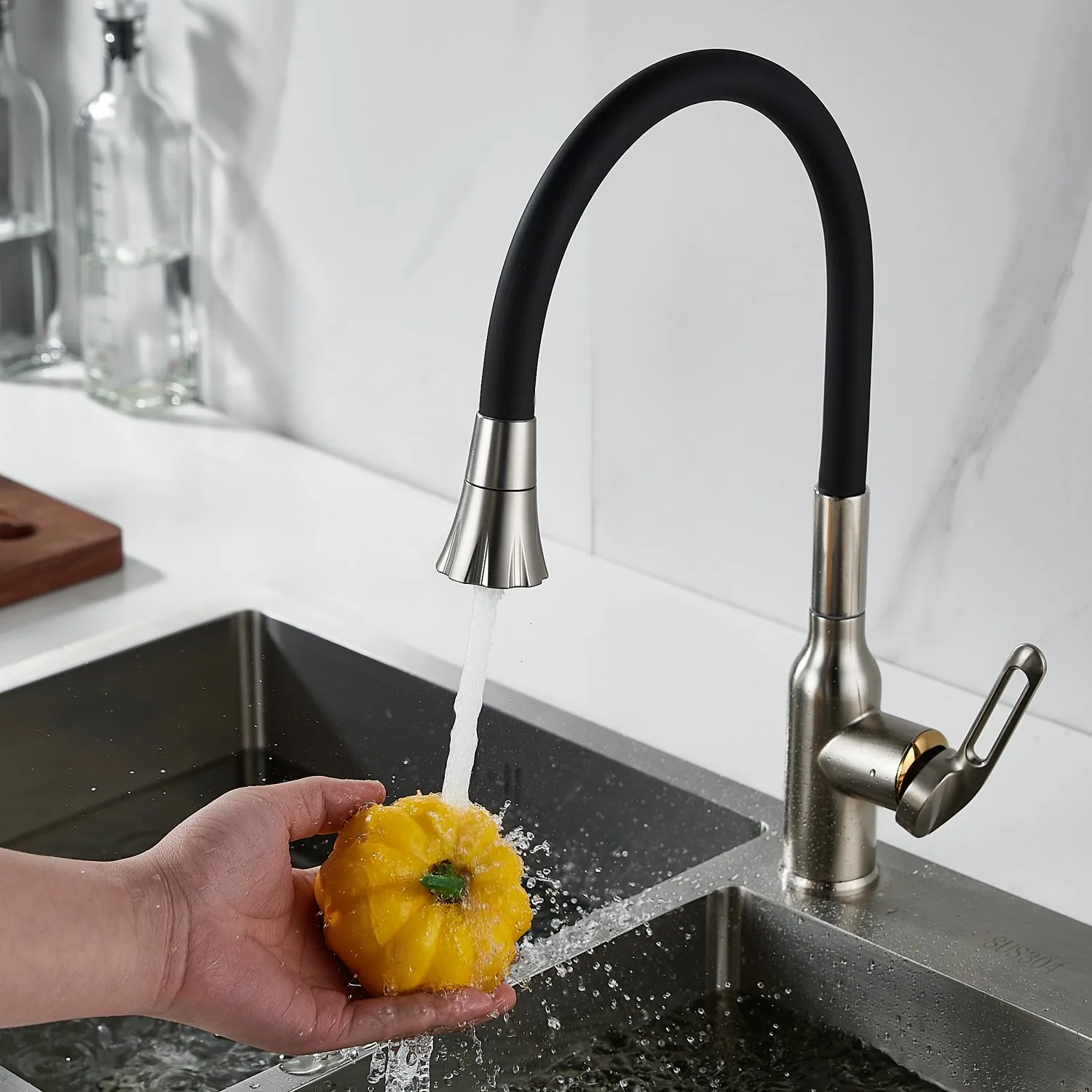 Смеситель для кухни с гибким изливом Raffine F303L-3, сатин