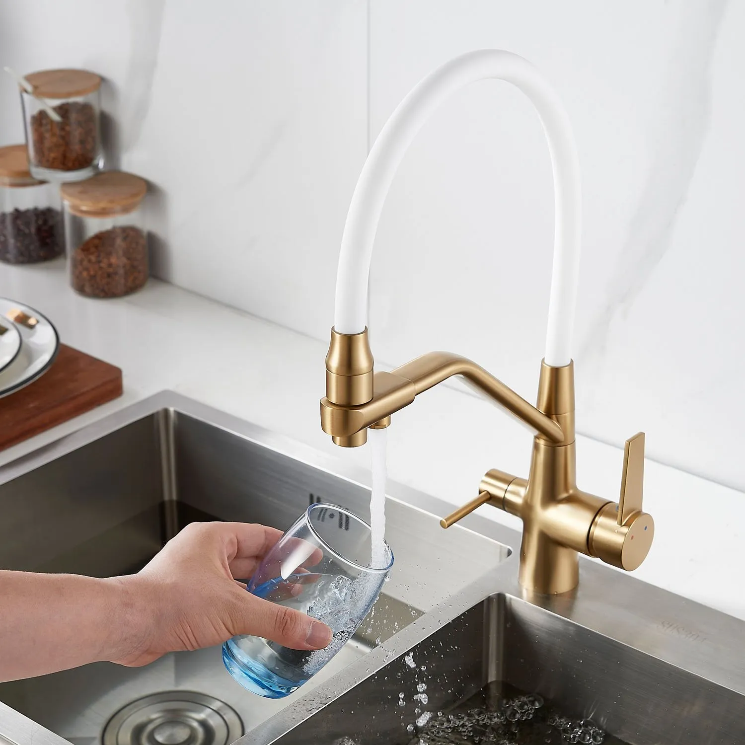 Смеситель для кухни с подключением фильтра воды Rose R558G, золотой сатин