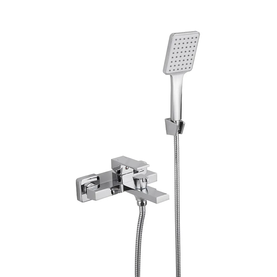 Смеситель для ванны BELZ B613 с аксессуарами, короткий излив (B60613)