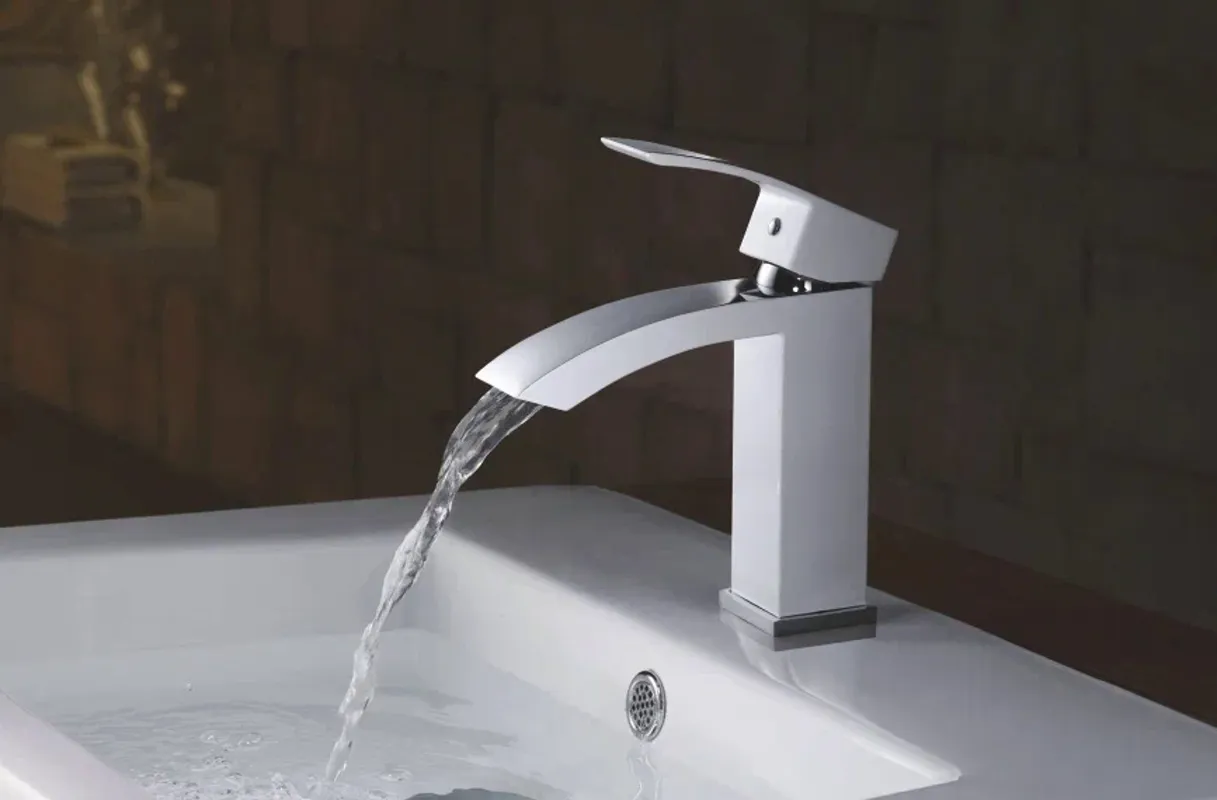 Смеситель для раковины Rose R15F R1501F, белый/хром