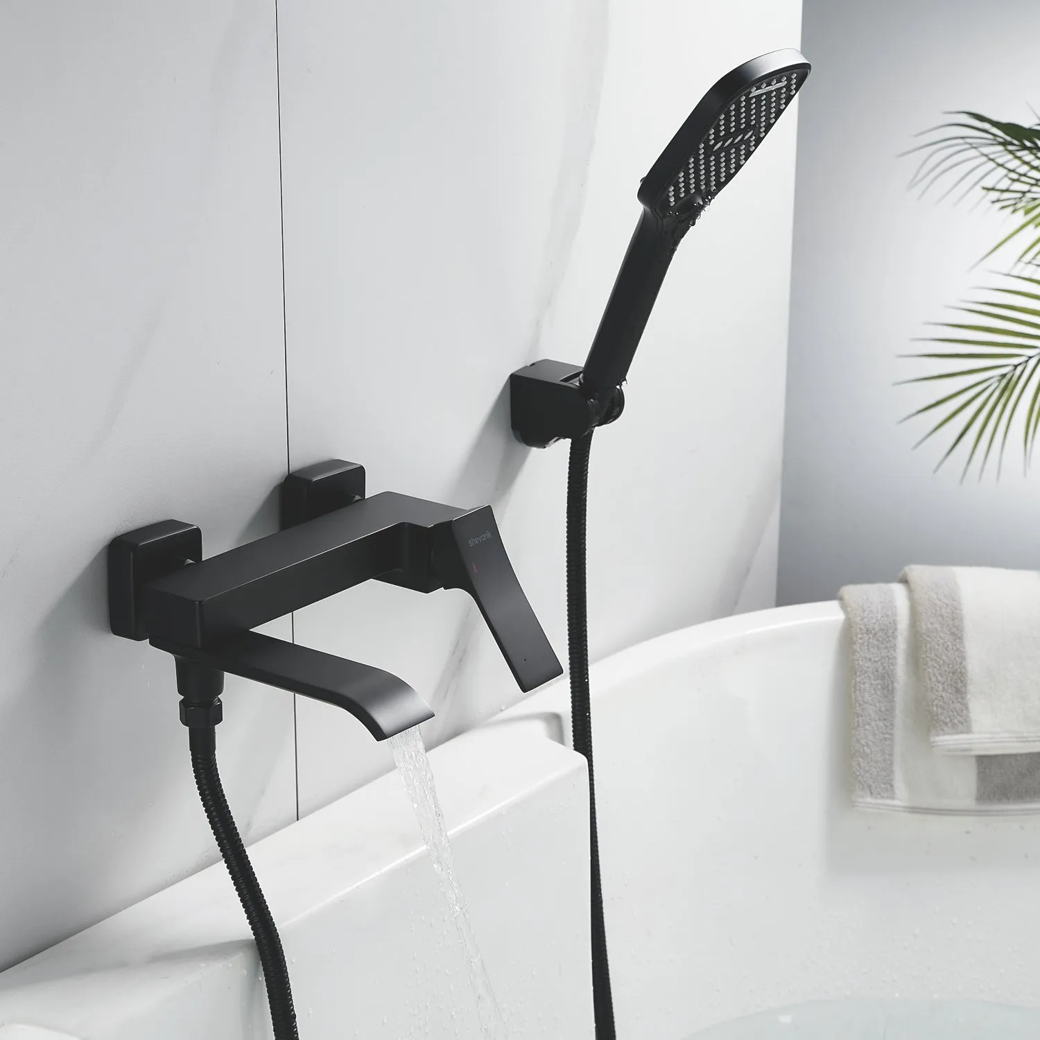 Смеситель для ванны Shevanik S4002H, черный