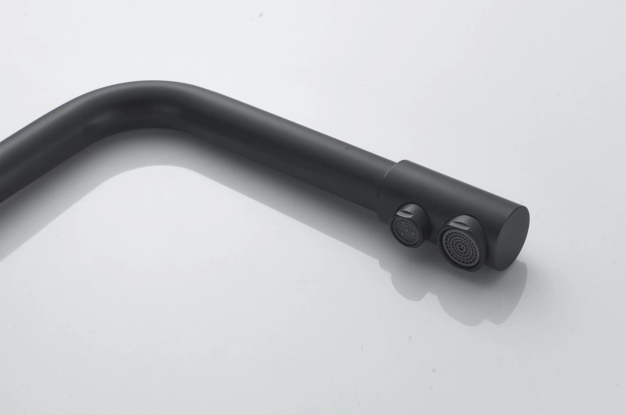 Смеситель для кухни с подключением фильтра Maretti Project Black PB31RZF12, черный