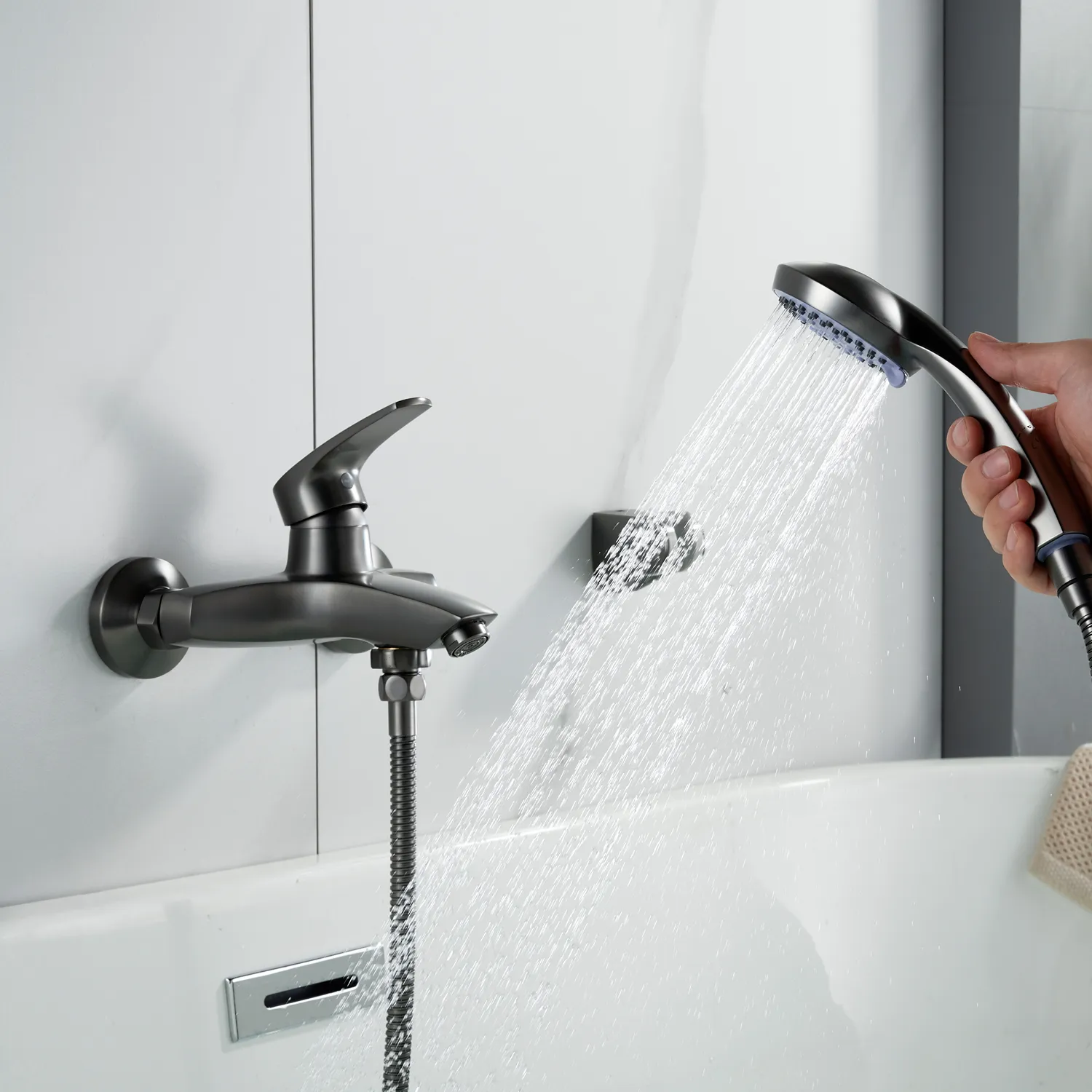 Смеситель для ванны Shevanik S5002T, оружейная сталь