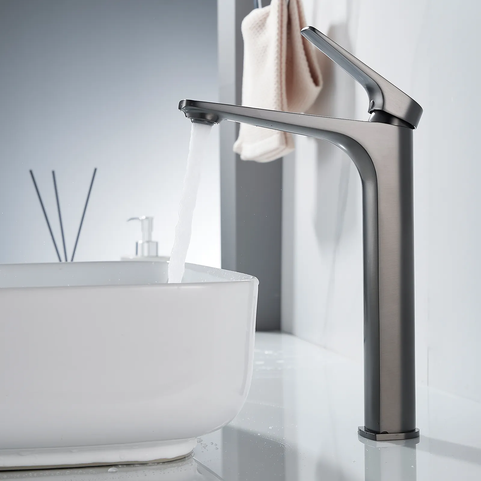 Смеситель для раковины высокий Shevanik S4211T, оружейная сталь