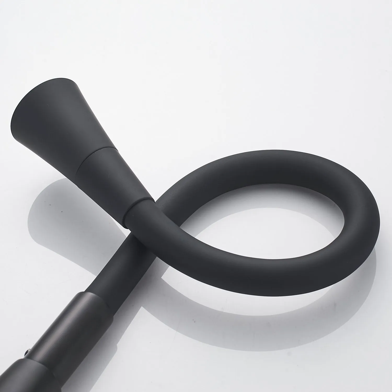 Смеситель для кухни с гибким изливом Shevanik S543H-3, черный